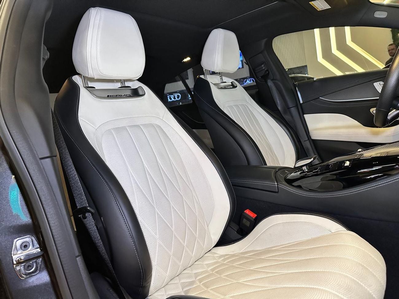 Mercedes Benz AMG GT 53 2022 GT53 AMG 4matic+ / 25000km / Under Warranty Unlimited Mileage