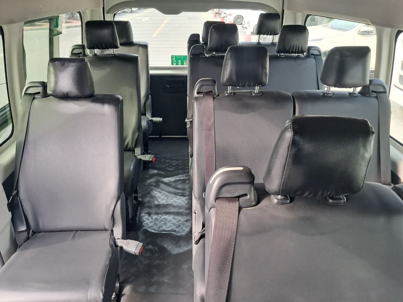 Toyota Hiace GL High Roof 3.5L