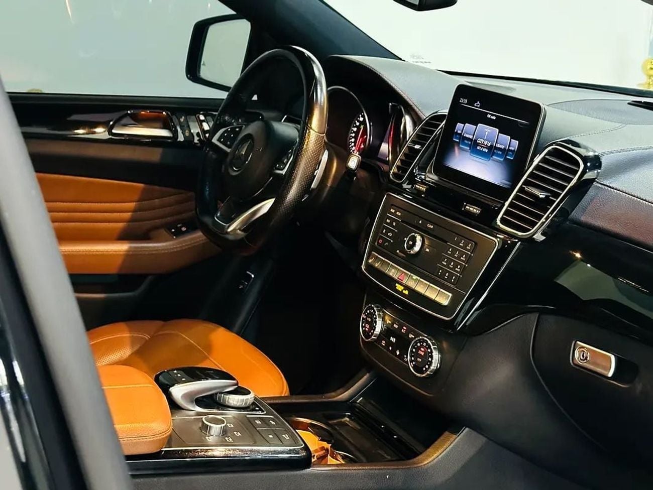 مرسيدس بنز GLE 43 AMG STANDARD