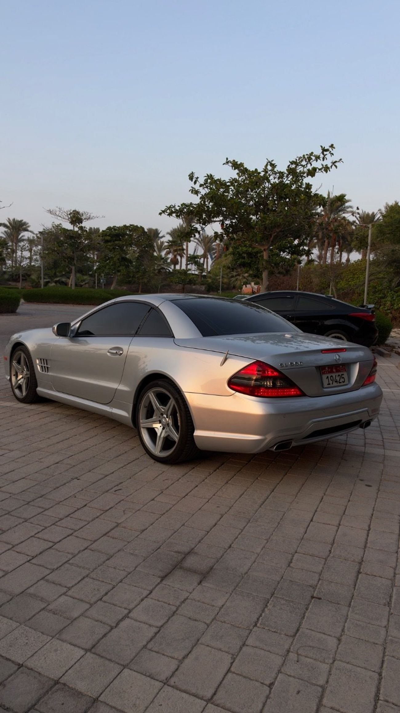 Mercedes Benz SL550 Mercedes-Benz SL550 - amg package -