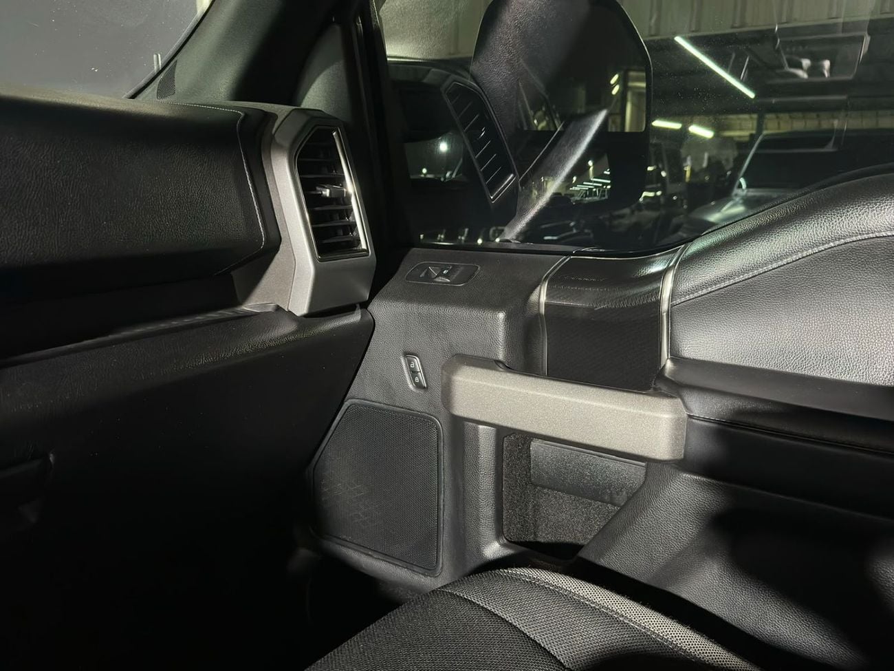 Ford F-150 RAPTOR SUPER CAB