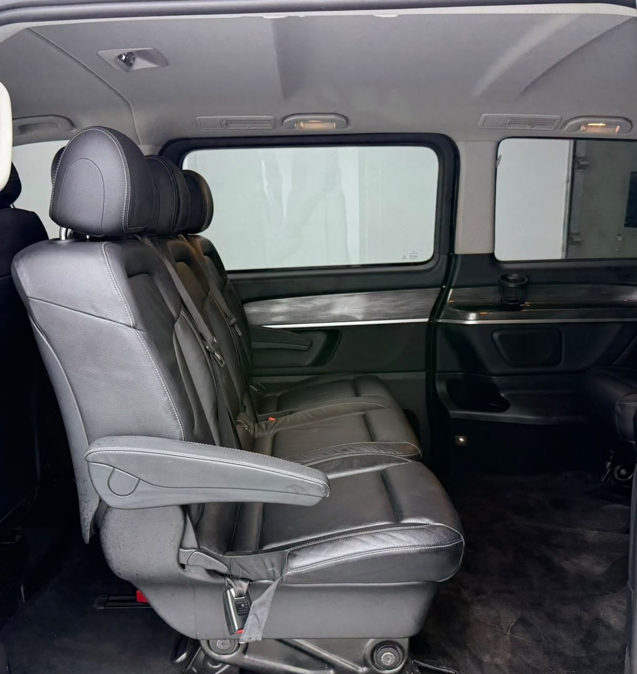 Mercedes Benz V 250 AVANTGARDE/E 2023 Mercedes Benz V250 Avantgarde, Warranty, Full Service History, Excellent Condition, GCC