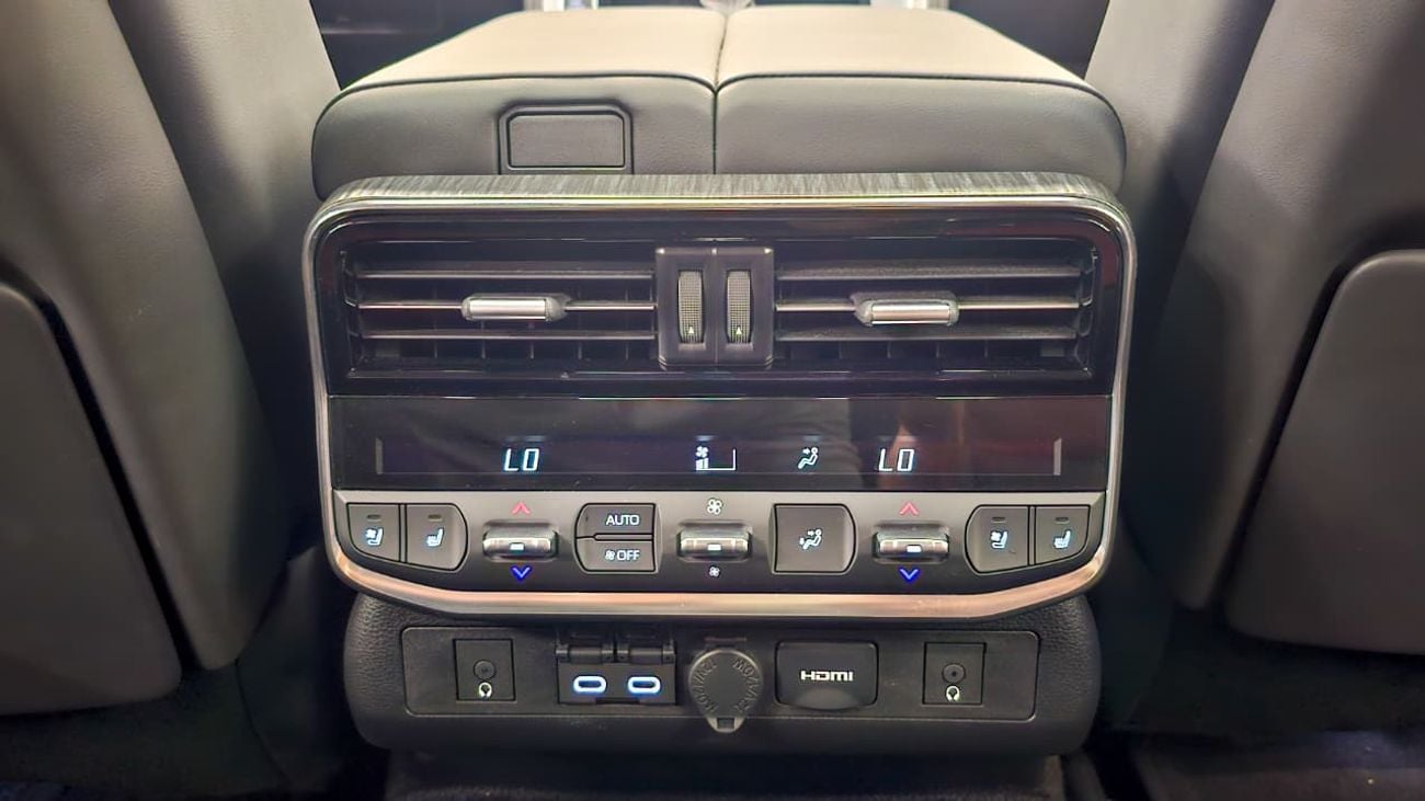 Toyota Land Cruiser VXR