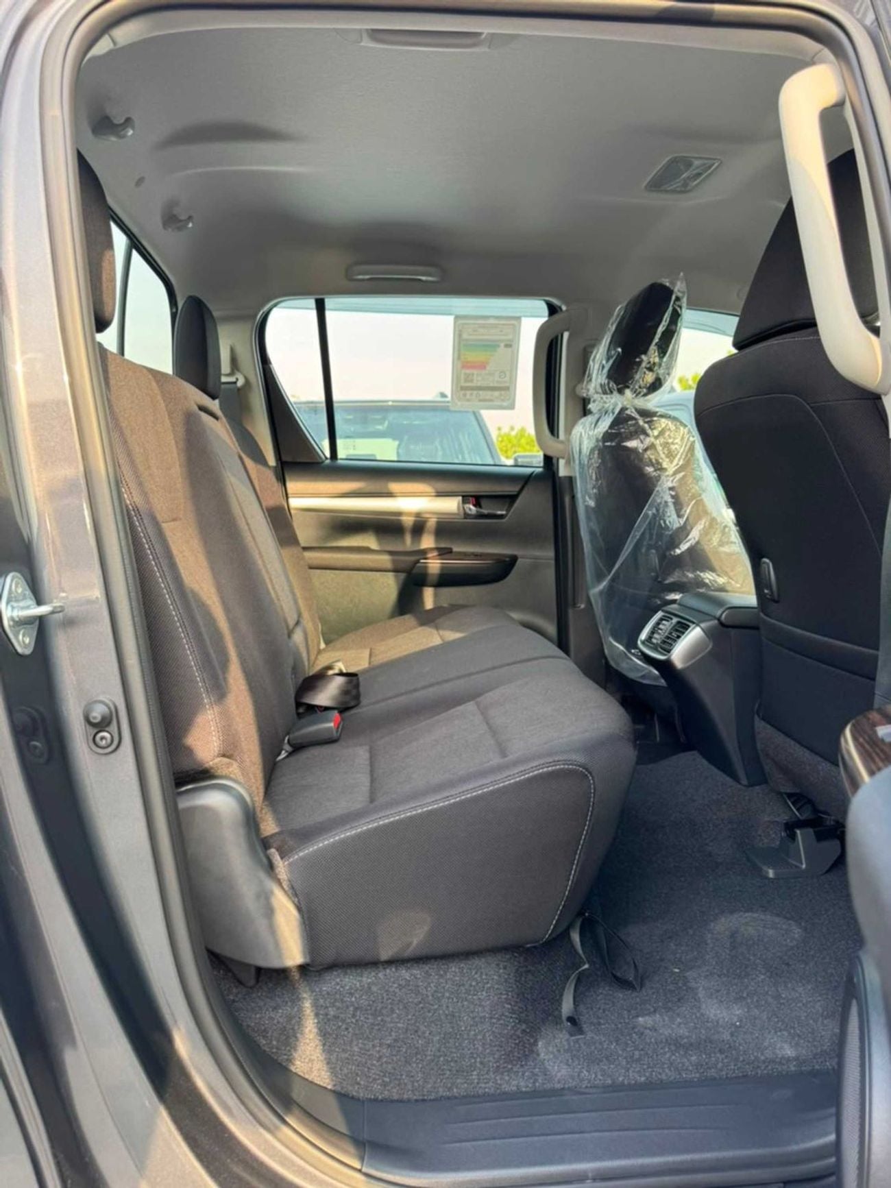 Toyota Hilux SR5 DOUBLE CABIN || 2.8L V4 DIESEL || BLIND SPOT | (CODE # HDAH1)