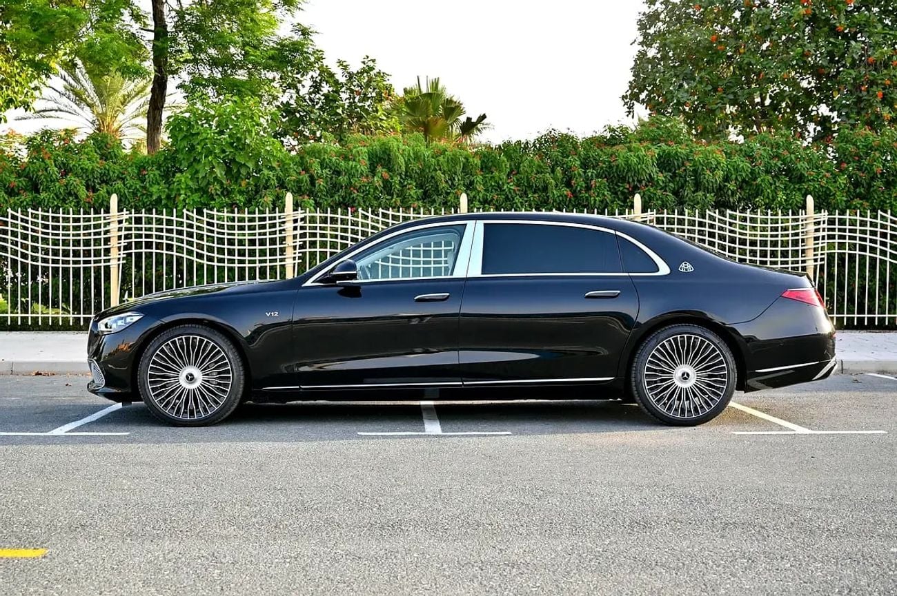 Mercedes Maybach S680 Maybach S680 | Black | 6.0L V12 Biturbo | 612 HP | 52,086 KM