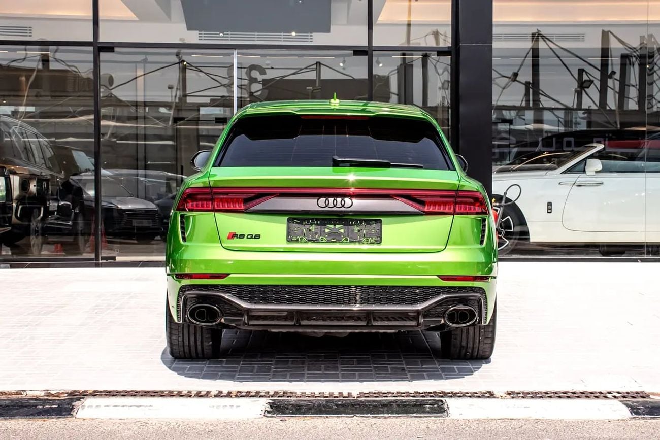 Audi RSQ8 4.0 TFSI quattro Carbon Black Edition - Japanese Specs