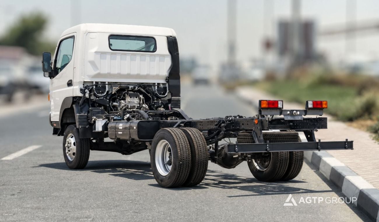 Mitsubishi Canter STANDARD Single Cab | 3.0L Turbo Diesel | Manual | 4x4 | GCC Specs | White | Cab & Chassis | READY EXPORT