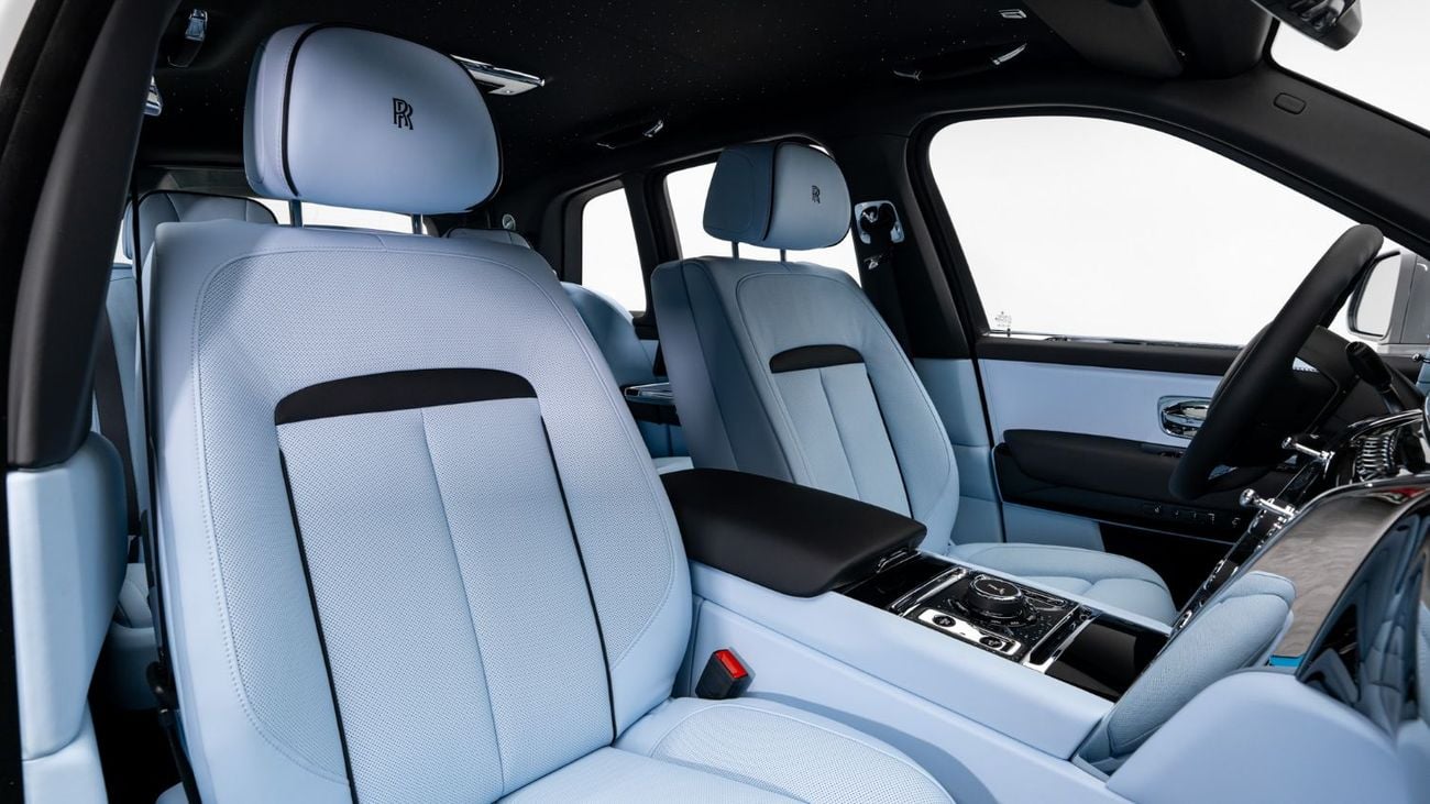 Rolls Royce Cullinan - 2027 - GCC - Under Warranty and Service Contract