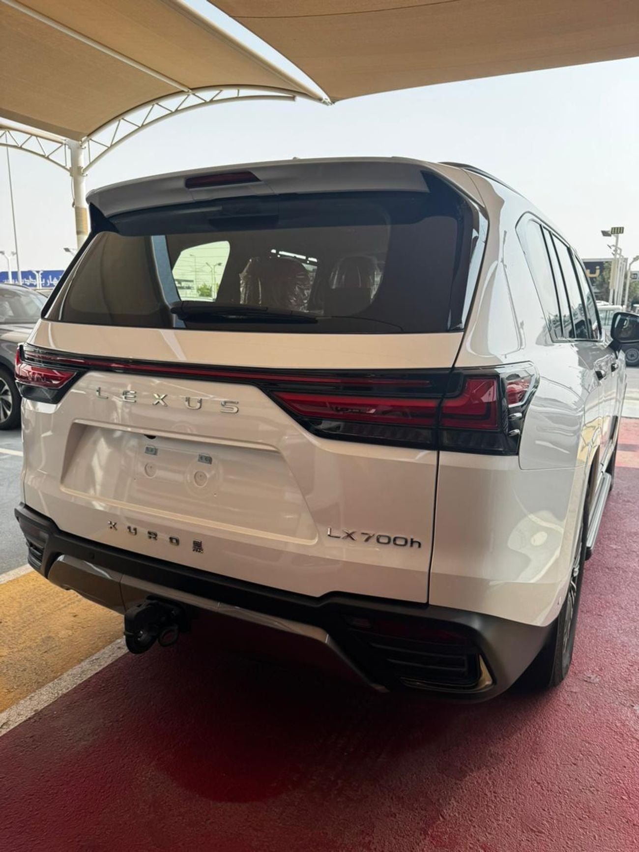 لكزس LX 700h VIP لكزس LX700h VIP كورو