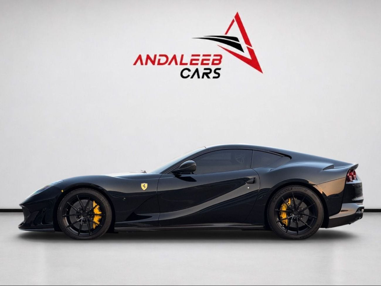 Ferrari 812 SUPERFAST INTERIOR & EXTERIOR CARBON | AFTERMARKET EXHAUST | 812 SUPERMARKET