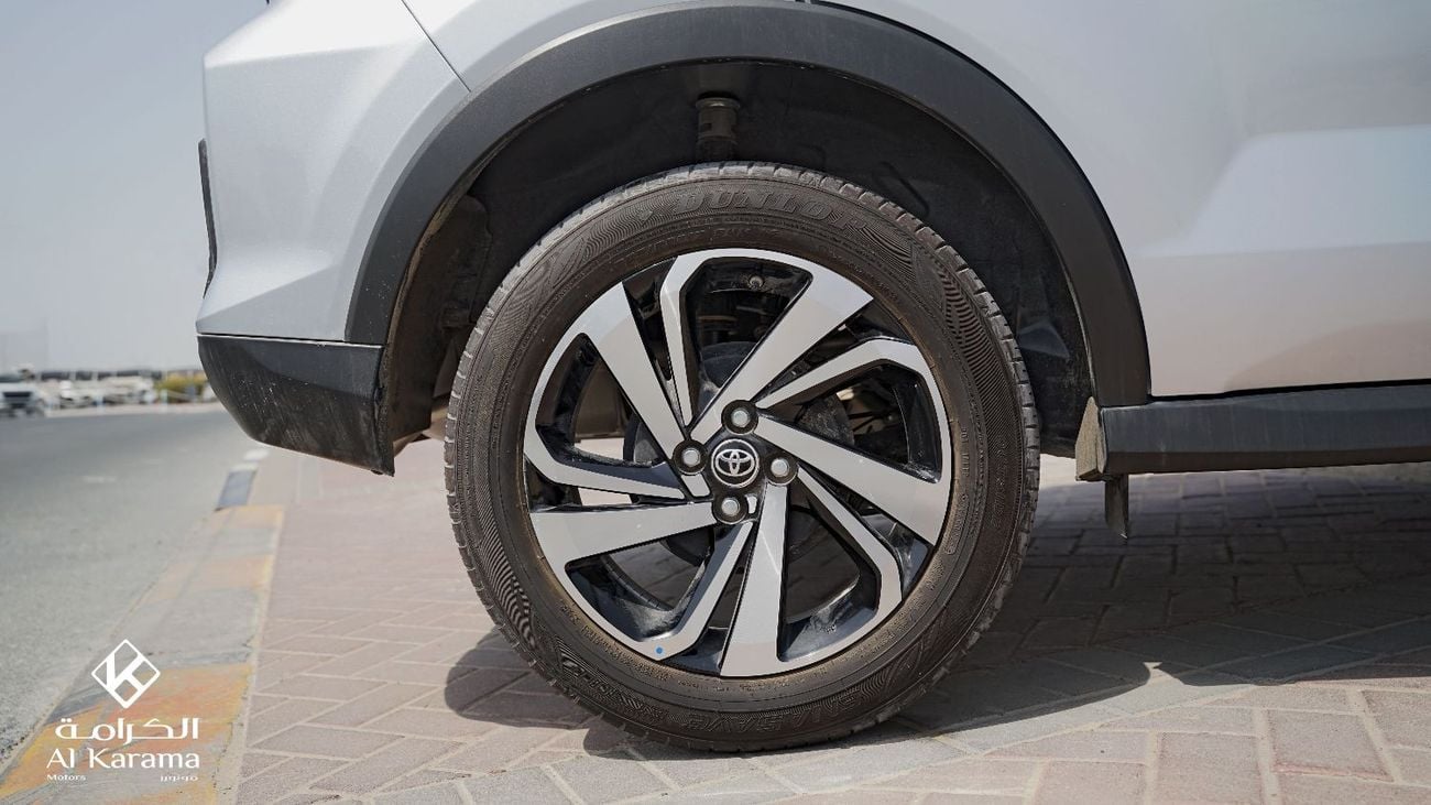 Toyota Raize TURBO G RA 1.0L Petrol Engine with Rear Camera | Traction Control | Power Mirror | GCC | Brand NEW