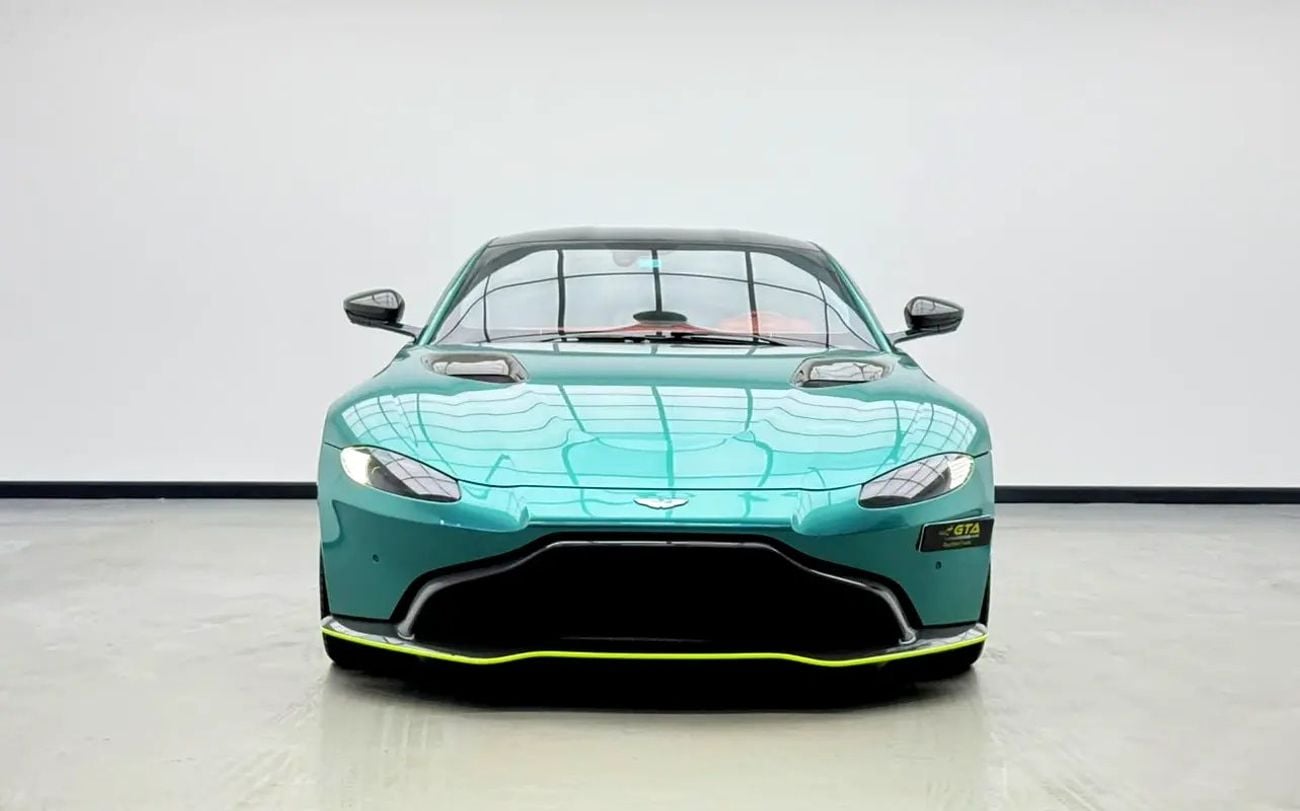 أستون مارتن فانتيج ستاندارد AM Warranty, Full AM Service History, Fully Loaded, GCC