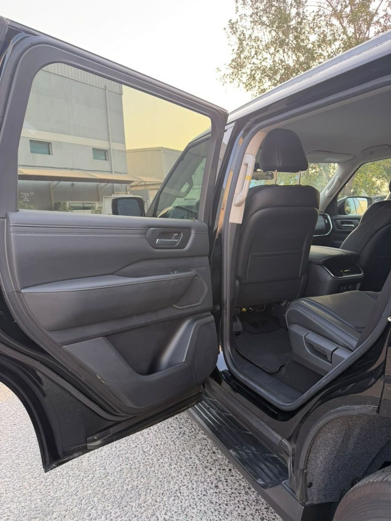 Nissan Armada