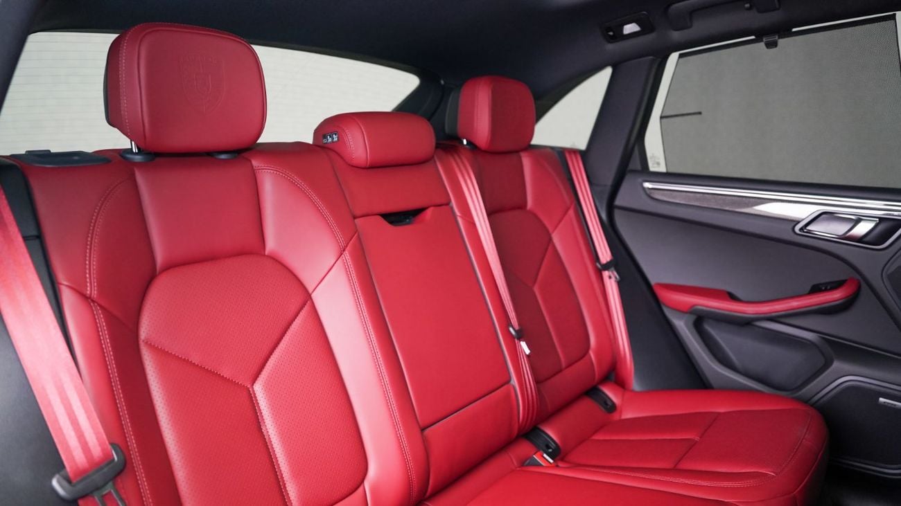 Porsche Macan S