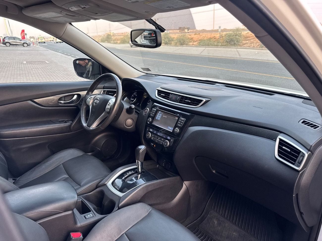 Nissan Rogue SL / V4 2.5L / PANORAMIC SUNROOF / AWD / 360 CAMERA / REAR AC