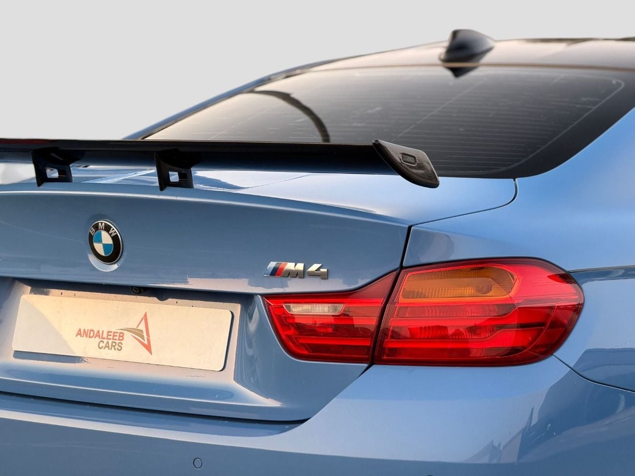 بي أم دبليو M4 ستاندارد بي إم دبليو M4 | محرك 3.0 لتر بشاحن توربيني مزدوج | 431 حصان | خليجي | 2015