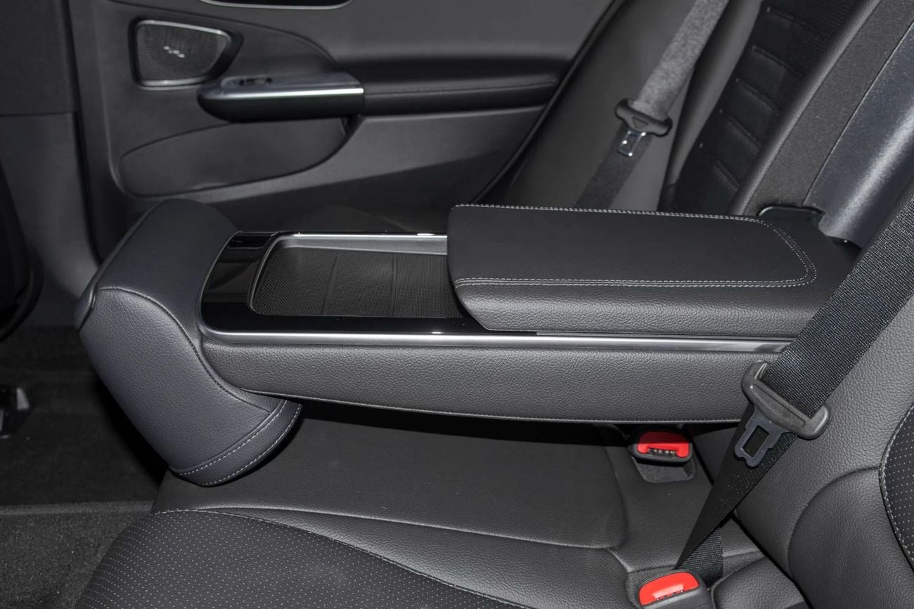 مرسيدس بنز C200 L