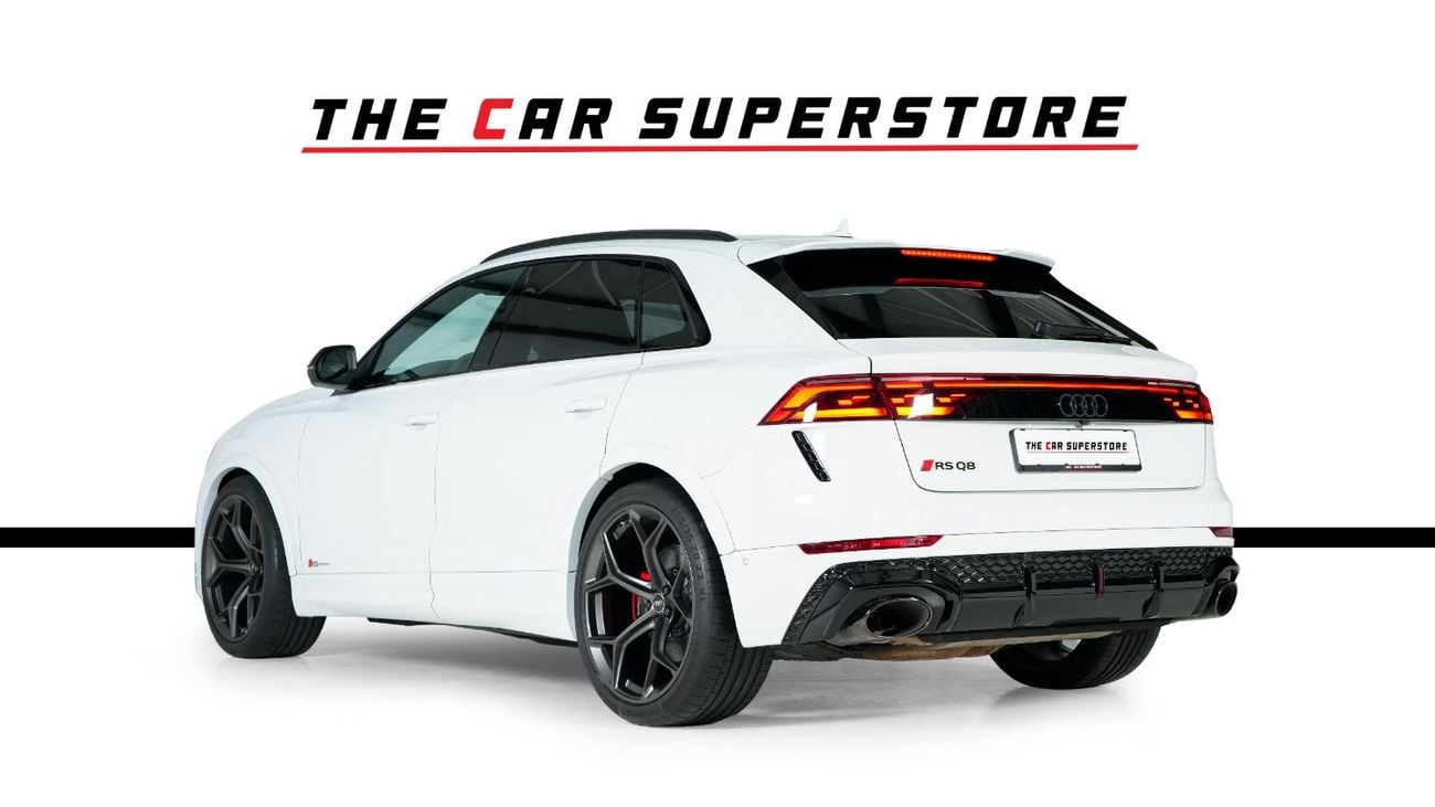 Audi RSQ8 PERFORMANCE TFSI quattro 4.0L Super SUV-Exclusive Order-Carbon Ceramic Brakes-23 Inch Satin Grey Rims