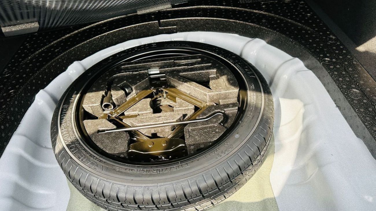 أم جي 5 LUX 1.5L