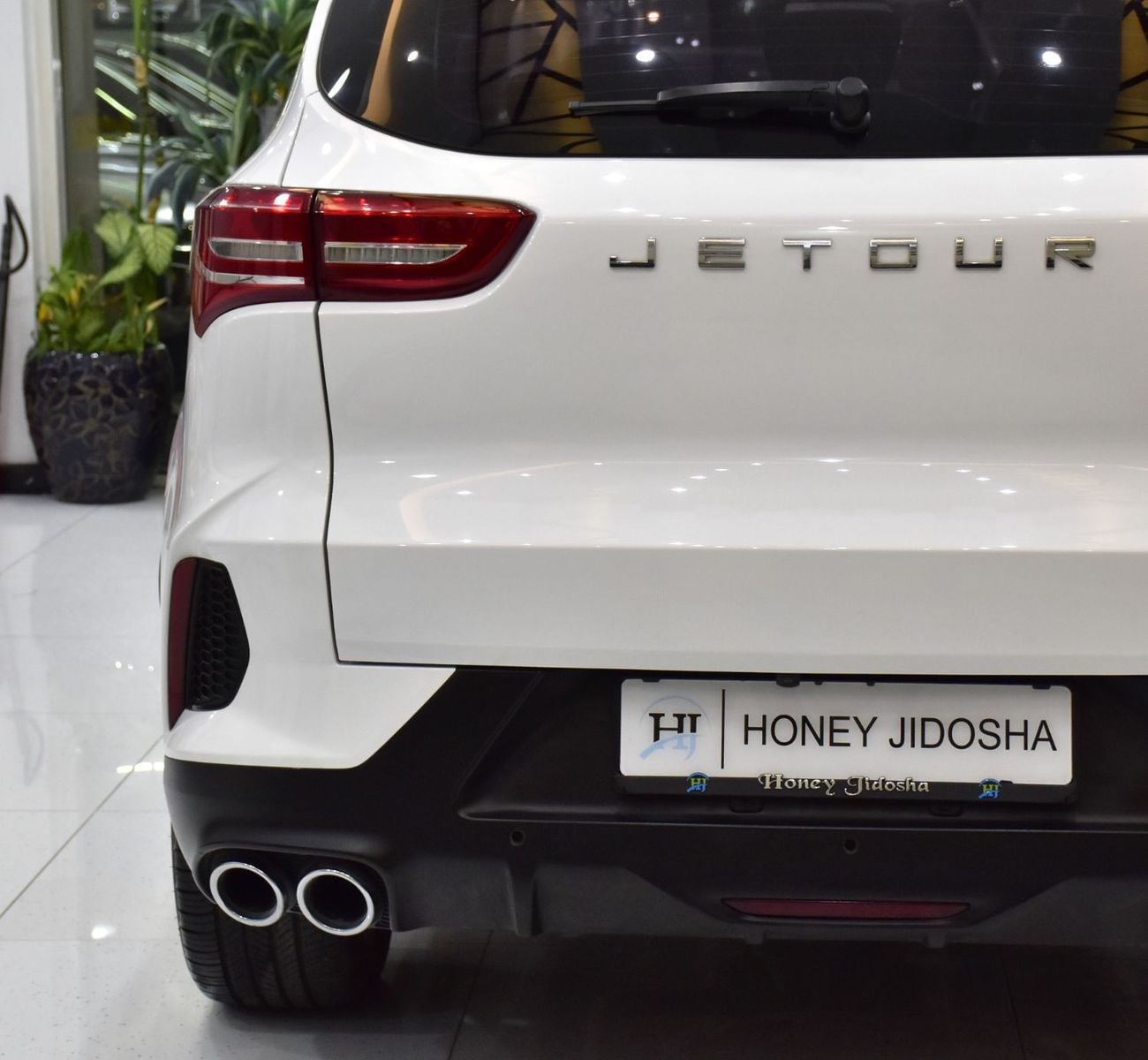 Jetour X70 LUX EXCELLENT DEAL for our Jetour X70 ( 2024 Model ) in White Color GCC Specs