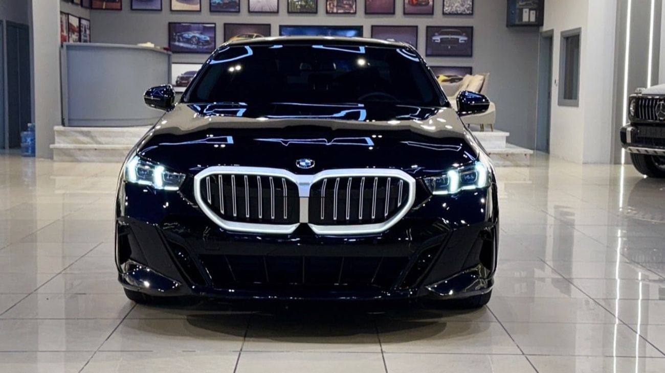 بي أم دبليو 520i M SPORT