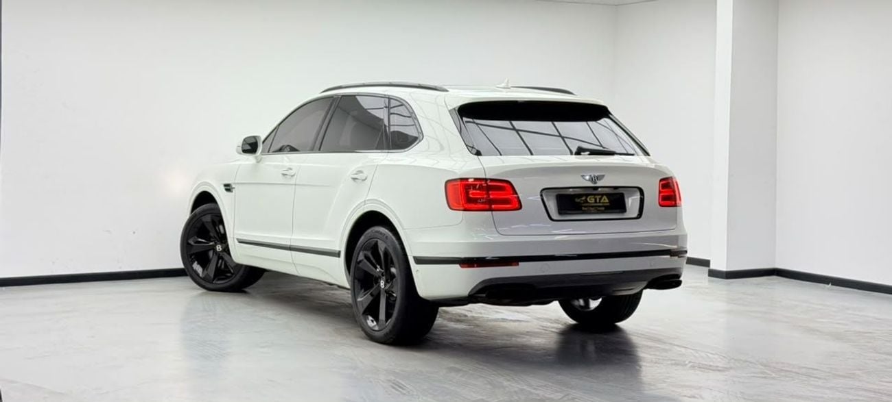 Bentley Bentayga SIGNATURE 2018 Bentley Bentayga W12, Service History, Fully Loaded, Excellent Condition, GCC