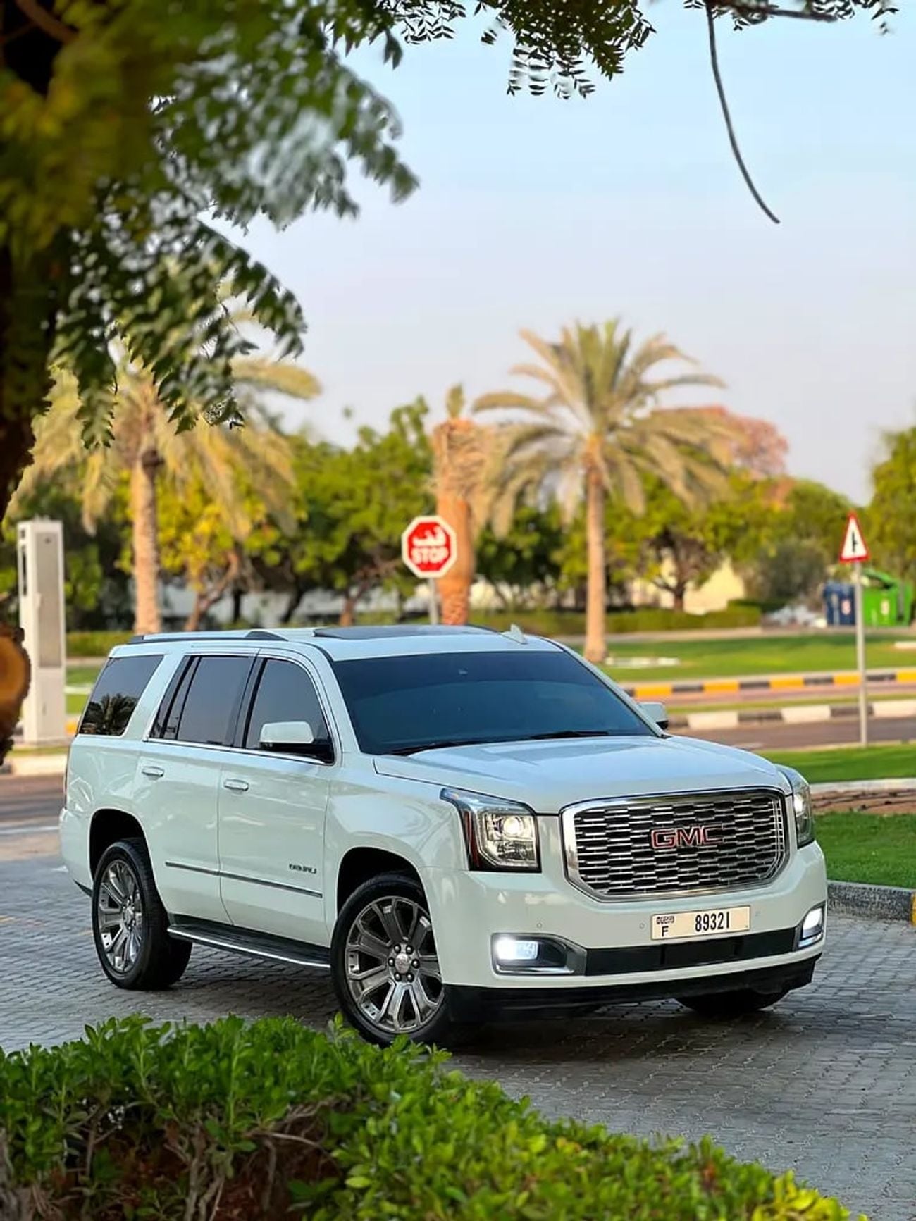 GMC Yukon DENALI - American Specs