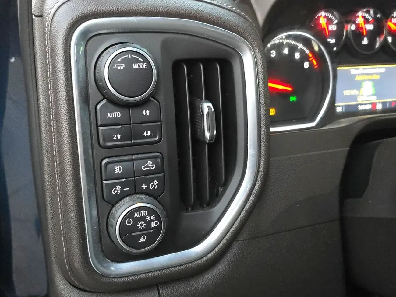 شيفروليه سيلفارادو Silverado LTZ - American Specs - Premium Condition