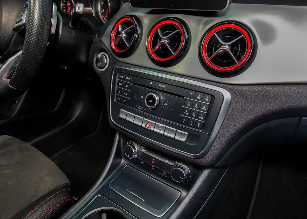 Mercedes Benz CLA250 0% DP Available • Full-Service History • GCC