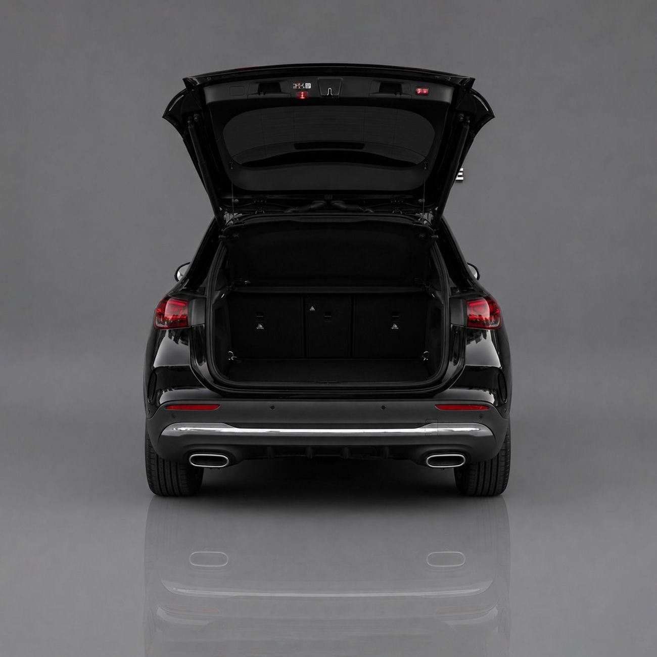 Mercedes Benz GLA 200 AMG PREMIUM AED 3,161 P.M • 0% Downpayment • Mercedes-Benz GLA 200 Premium • Agency Warranty