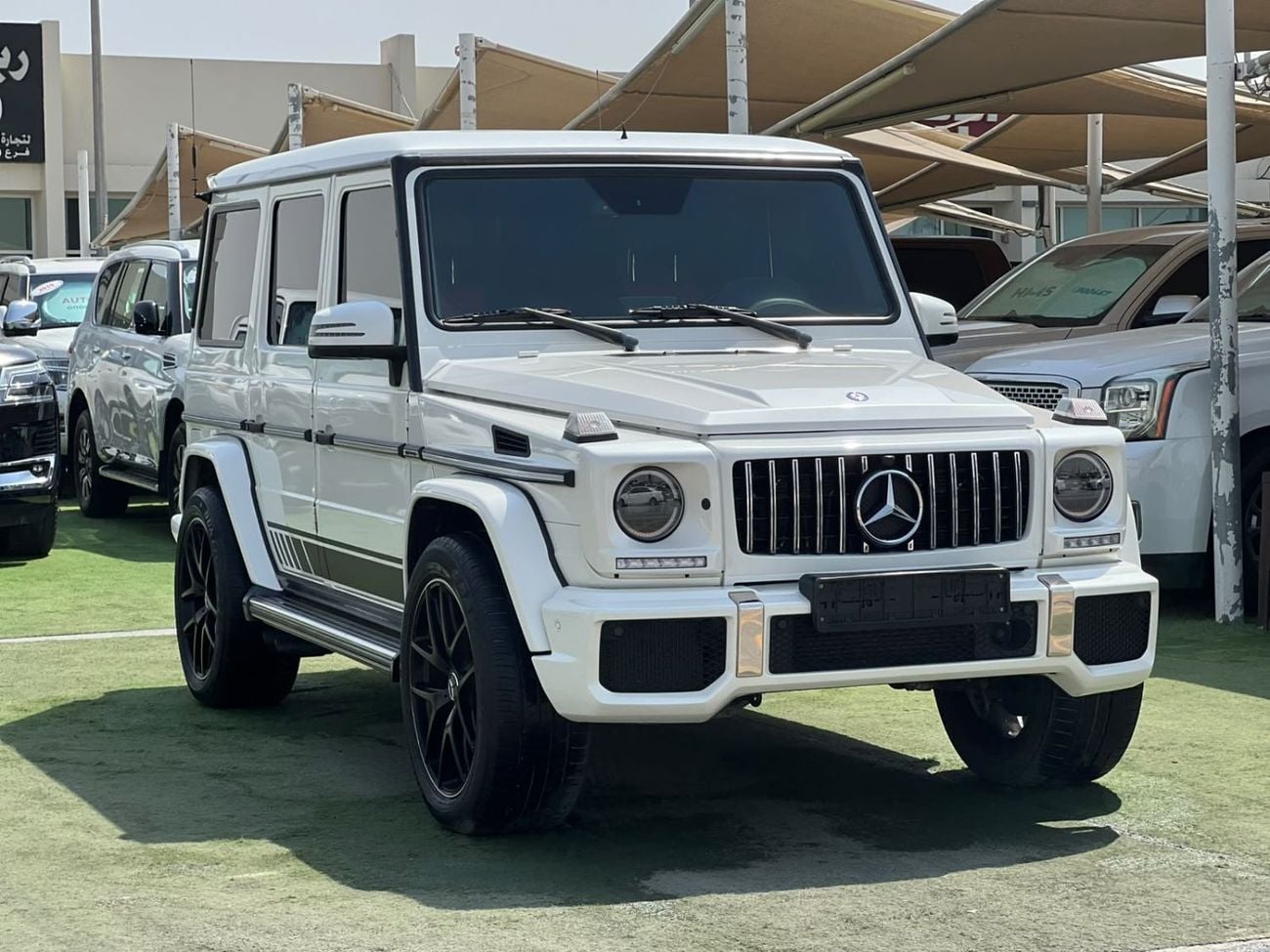 مرسيدس بنز G 63 AMG ستاندارد مرسيدس بنز G63 موديل 2014. محرك 5.5 لتر/V8.