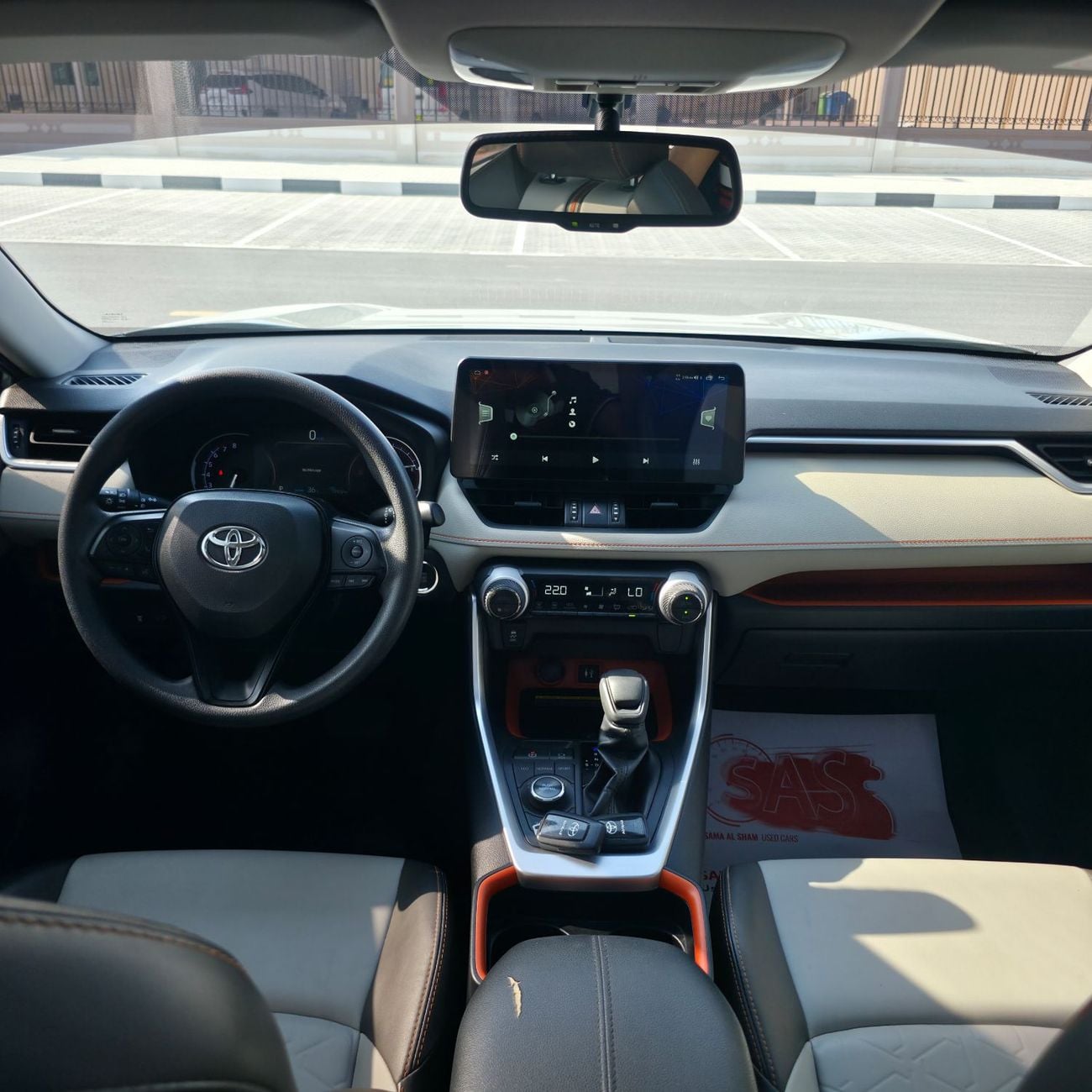 Toyota RAV4 ADVENTURE