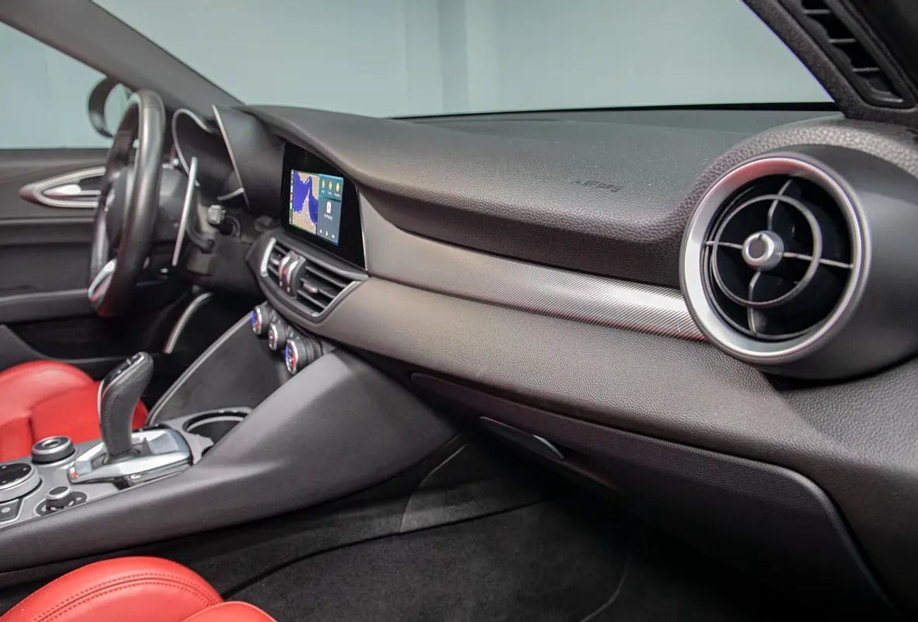 Alfa Romeo Giulia VELOCE