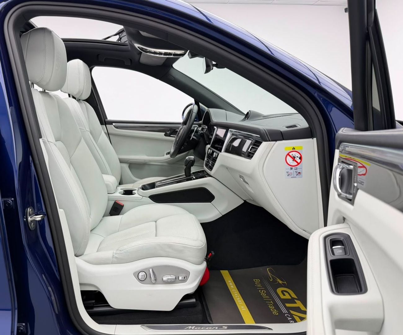 Porsche Macan S