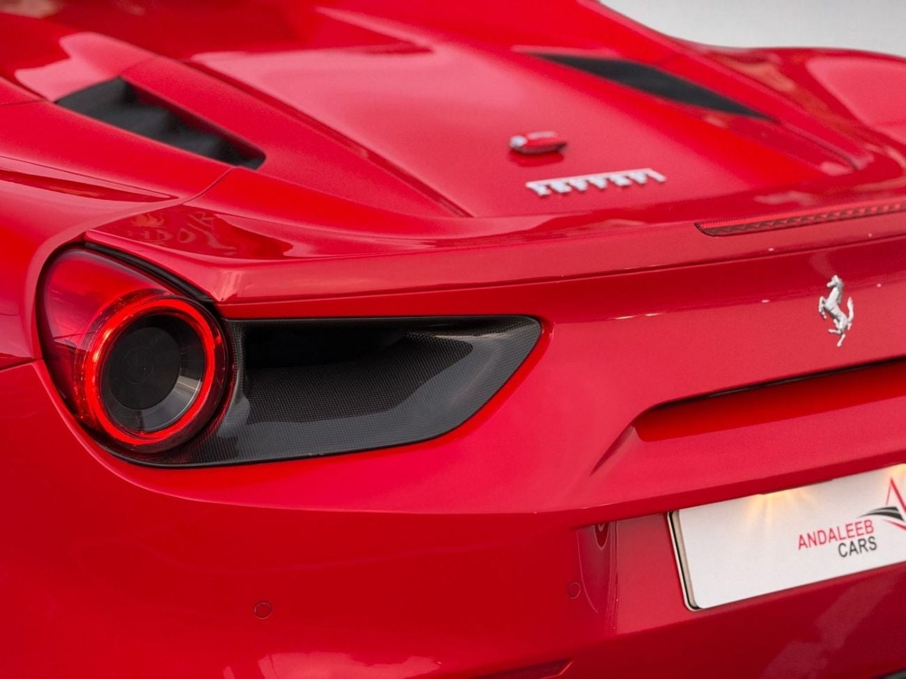 Ferrari 488 Spider Spider FERRARI 488 SPIDER | 670 HP V8 | FULL AL TAYER SERVICE HISTORY | 2017 GCC