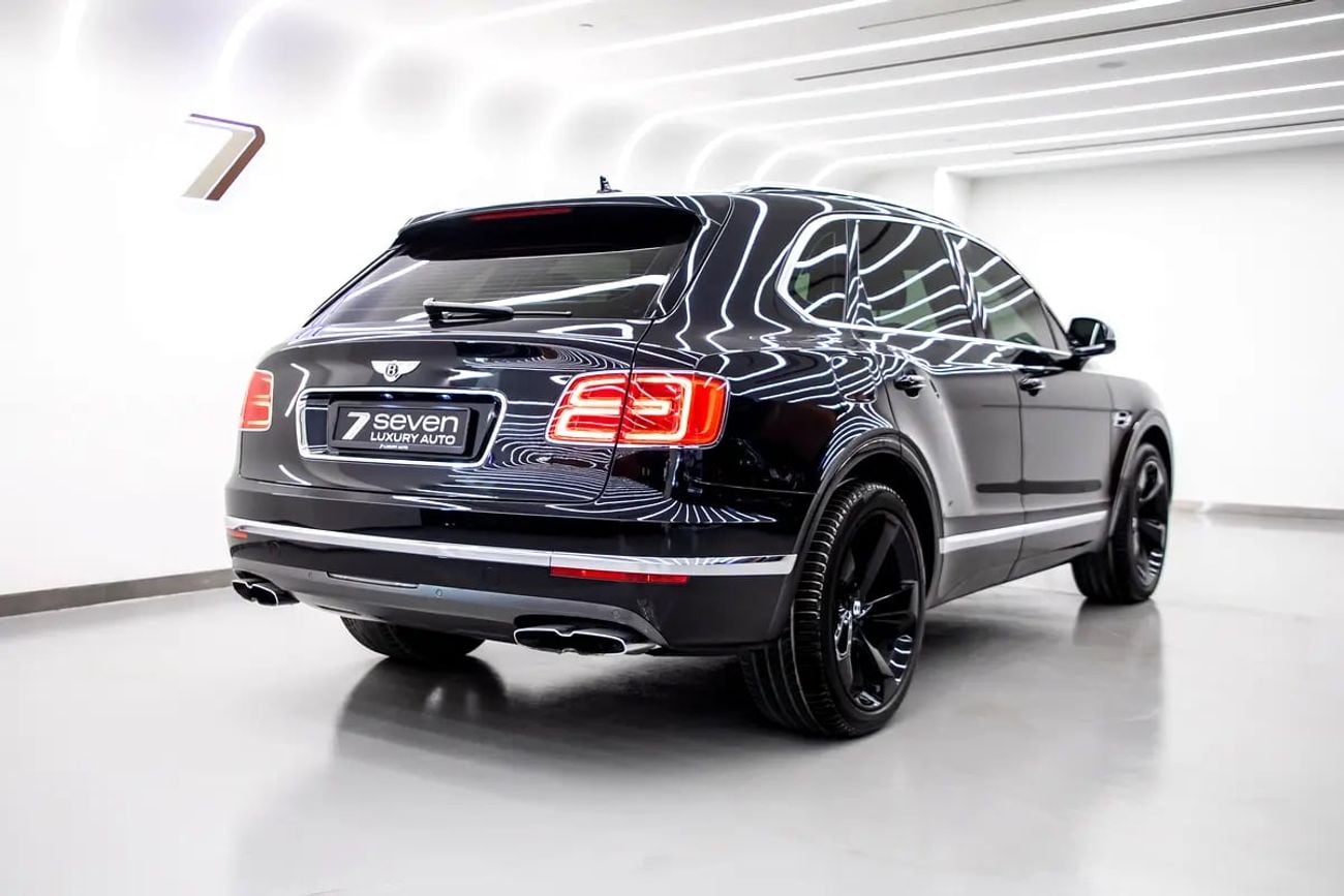 Bentley Bentayga V8 | GCC Spec