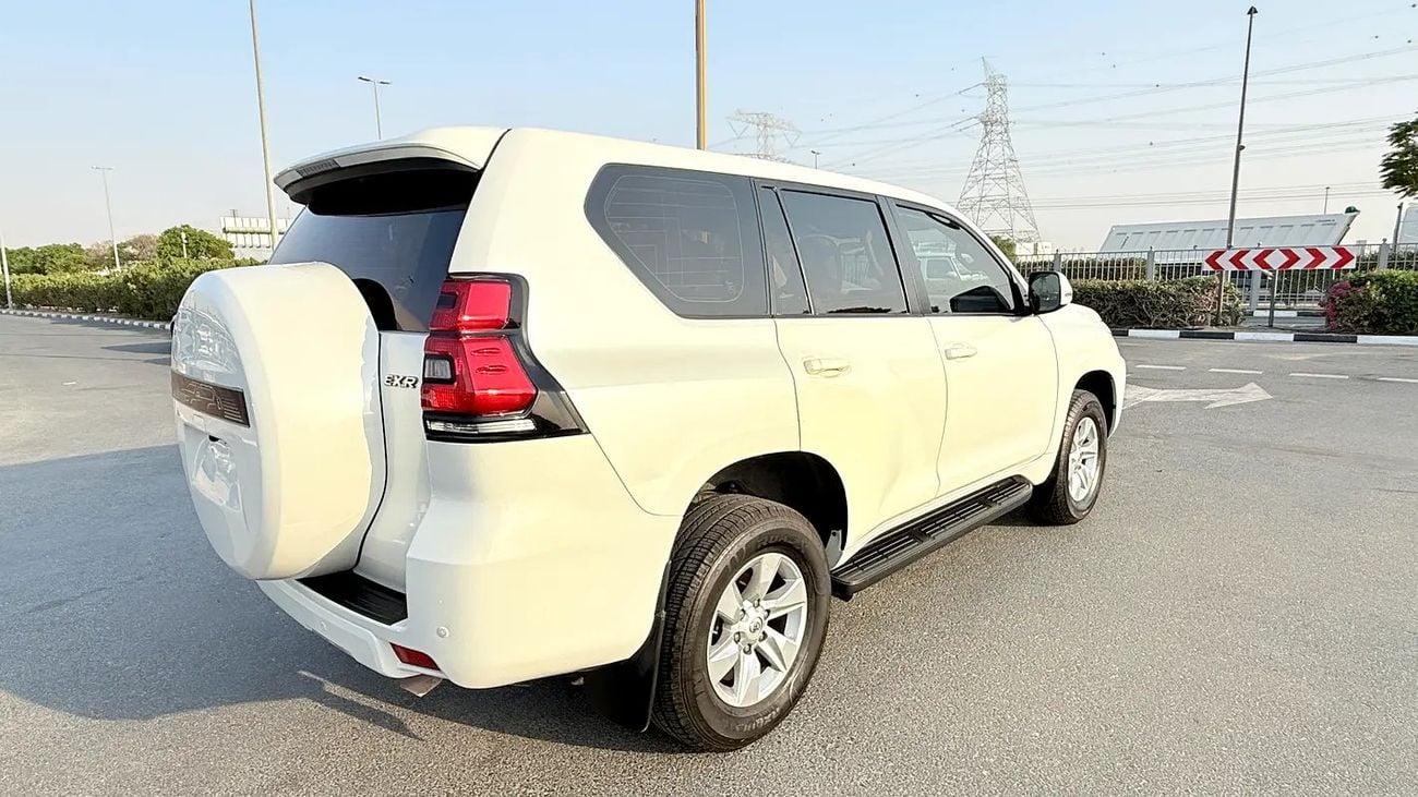 Toyota Prado EXR Toyata EXR Gcc specs -Low killmiter excellent condition