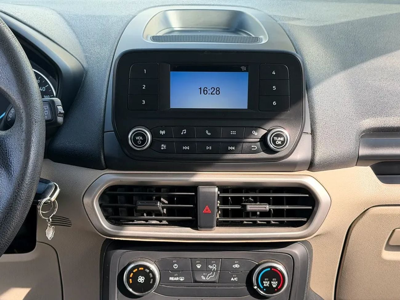 Ford EcoSport Ambiente - GCC Specs