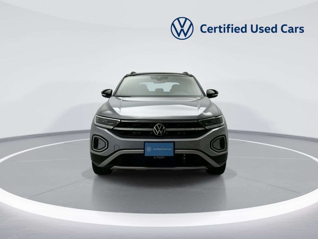Volkswagen T-ROC STYLE with Black Style Package 1.4L | 17,100 AED SAVINGS from New Car | Upgraded Alloys & Prem