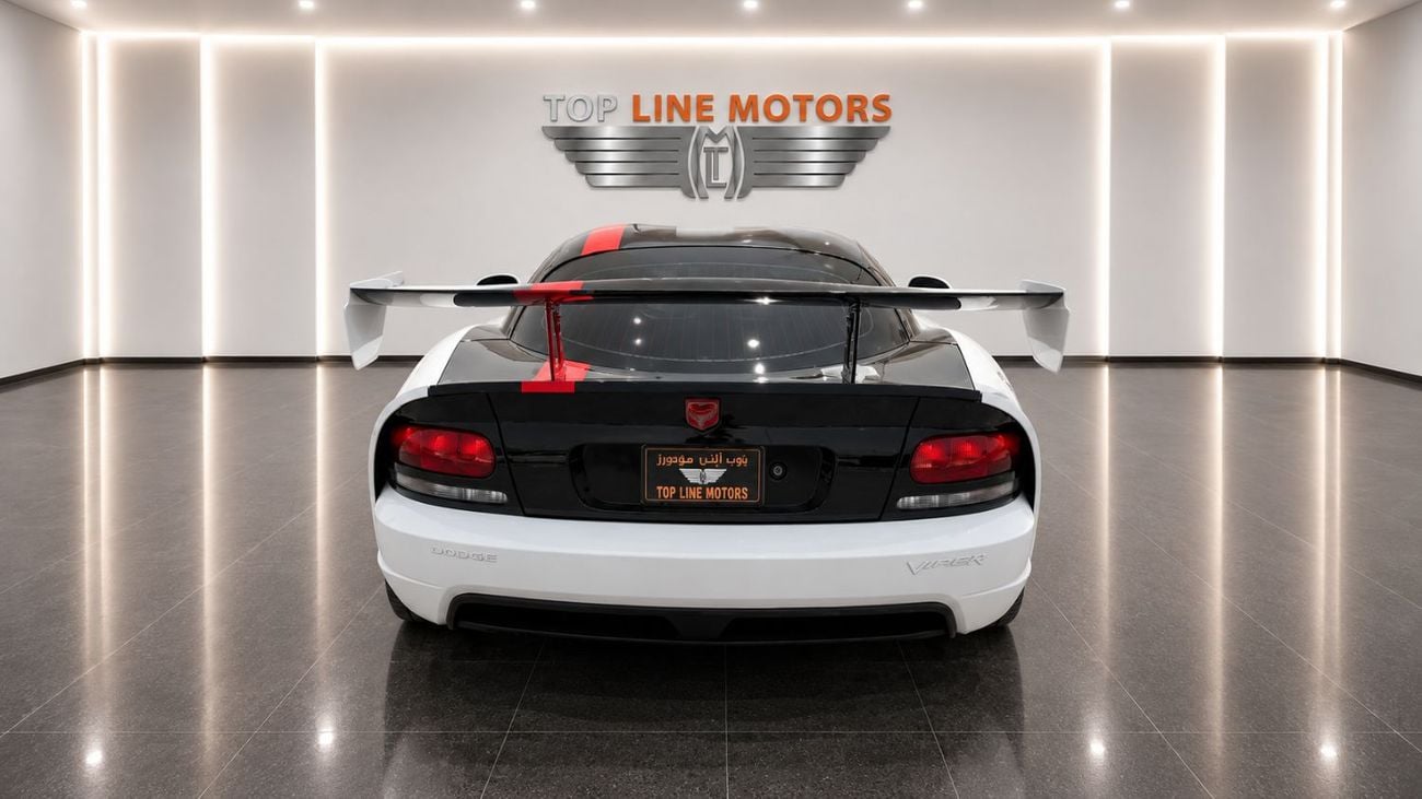 Dodge Viper STR10 ACR ACR V10 FULL SERVICE HISTORY with AL-FUTTAIM DEALER