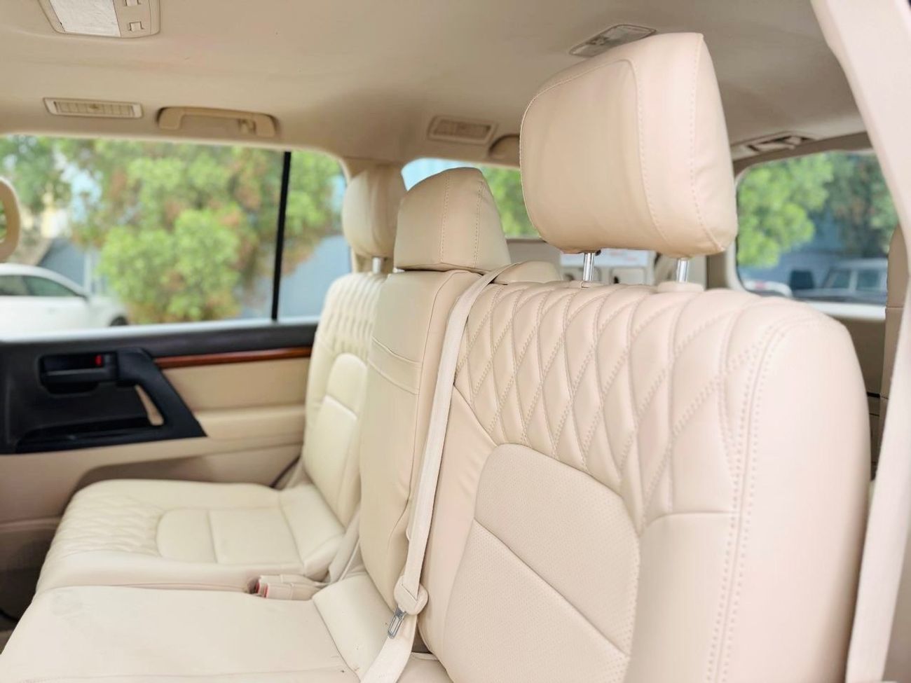 Toyota Land Cruiser GXR 4.0L Model 2017 Upgraded to 2025 Shape Pull Option GCC Specification