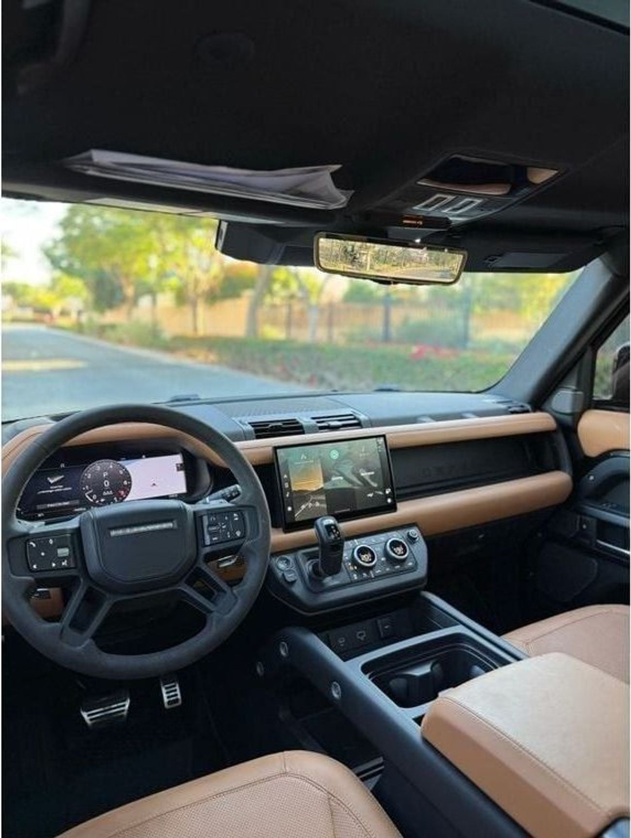 Land Rover Defender P525 110