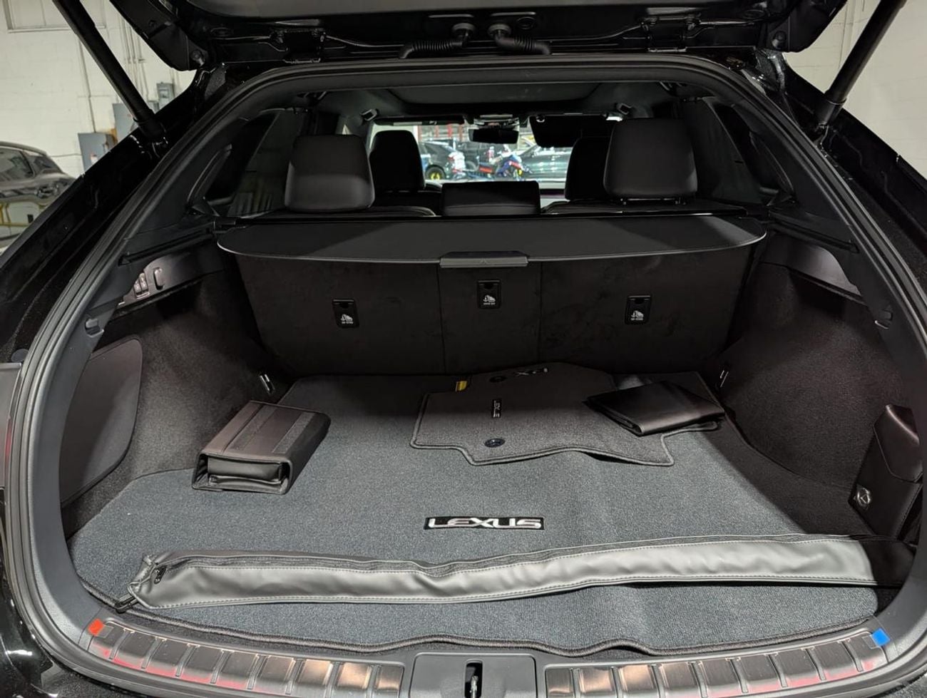 لكزس RX 350h بلاتينيوم Hybrid