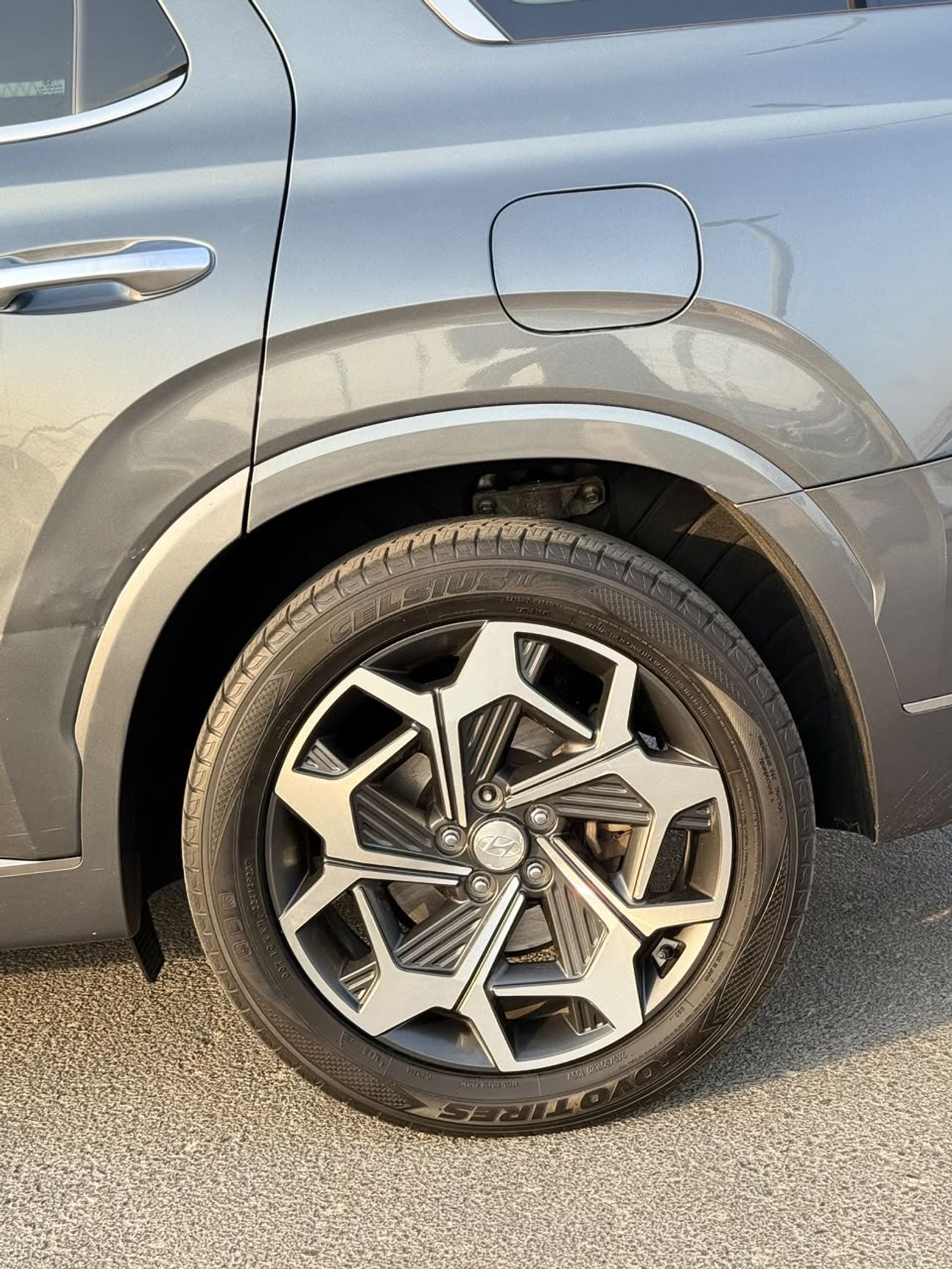 Hyundai Palisade Calligraphy 3.8L panoramic, 360 cameras full option