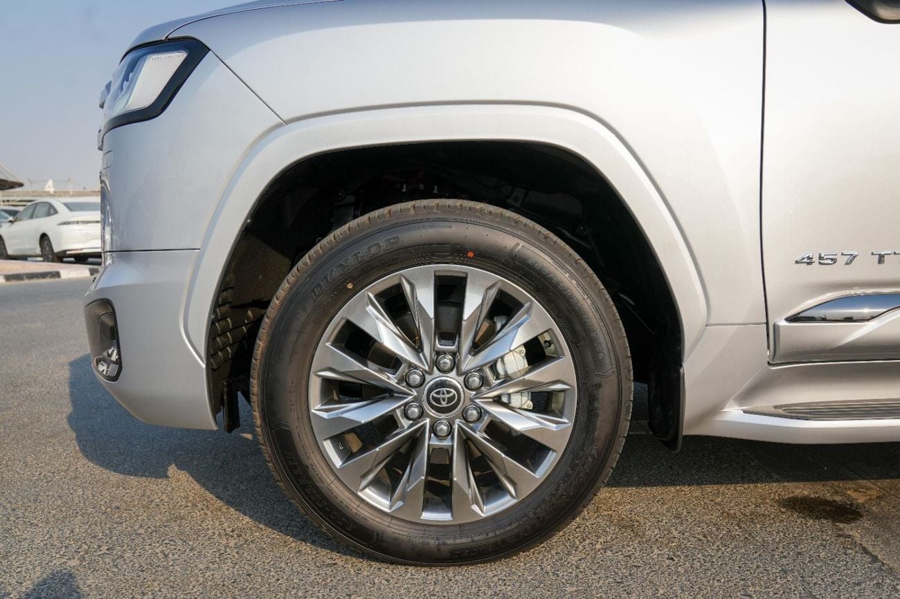 Toyota Land Cruiser VXR 3.5 TWIN TURBO HYBRID 2026!! GCC SPECS