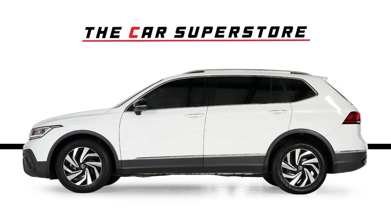Volkswagen Tiguan ELEGANCE 300 TSI Long Wheelbase-Low Mileage-Like New-Low Fuel Consumption-Comfort