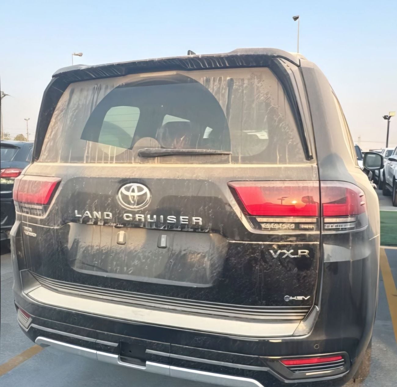 تويوتا لاند كروزر VXR