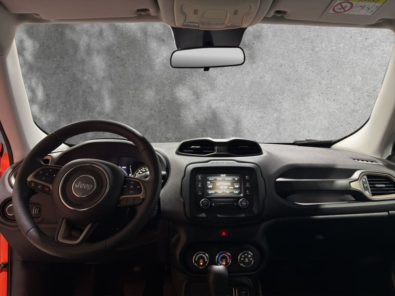 Jeep Renegade SPORT 2017 Jeep Renegade Sport 2.4L MultiAir | GCC | Accident Free | Error Free | Cheapest in Market