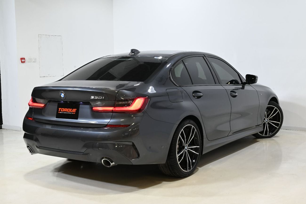 بي أم دبليو 330i إم سبورت بريميوم بي إم دبليو 330i M-Sport موديل 2021، سجل صيانة كامل، ضمان لمدة عام، حالة ممتازة، خليجية