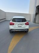 Mercedes Benz GLA250 STANDARD